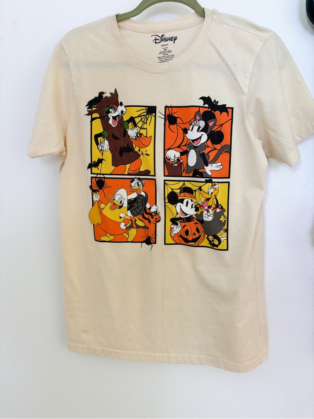 Disney Mickey Mouse Friends Halloween T-Shirt Trick or Treat M Orange & Black